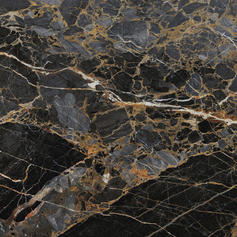 dGemstone Noir AGT609826FR